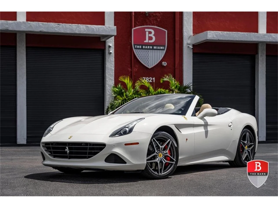 2017 Ferrari California T - Image 4 of 31