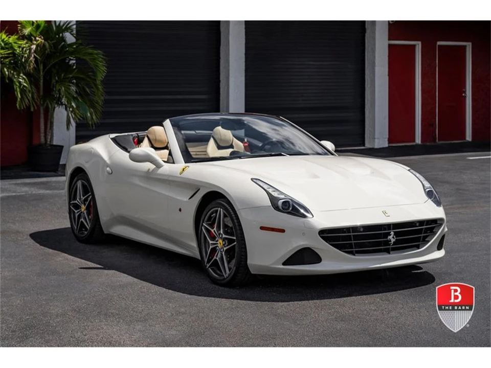 2017 Ferrari California T - Image 20 of 31