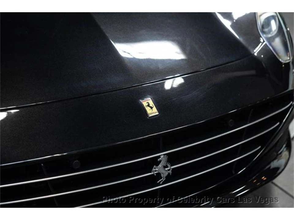 2017 Ferrari California T - Image 15 of 31