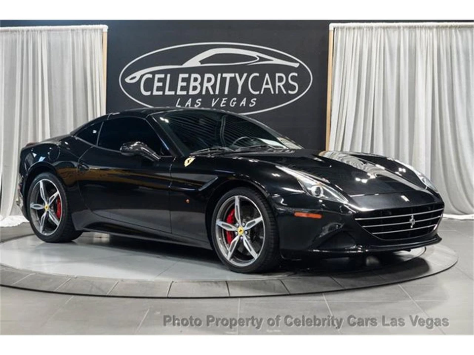 2017 Ferrari California T - Image 13 of 31
