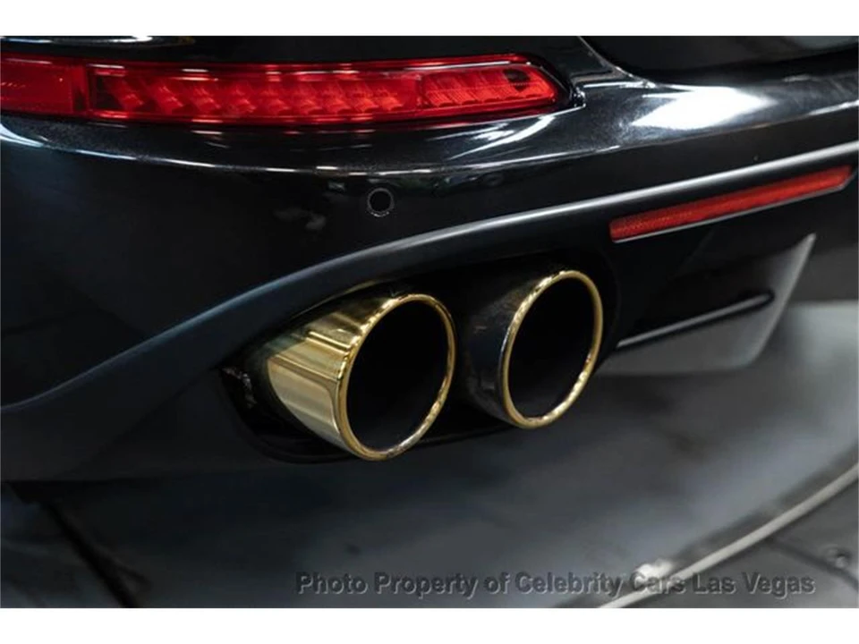 2017 Ferrari California T - Image 7 of 31