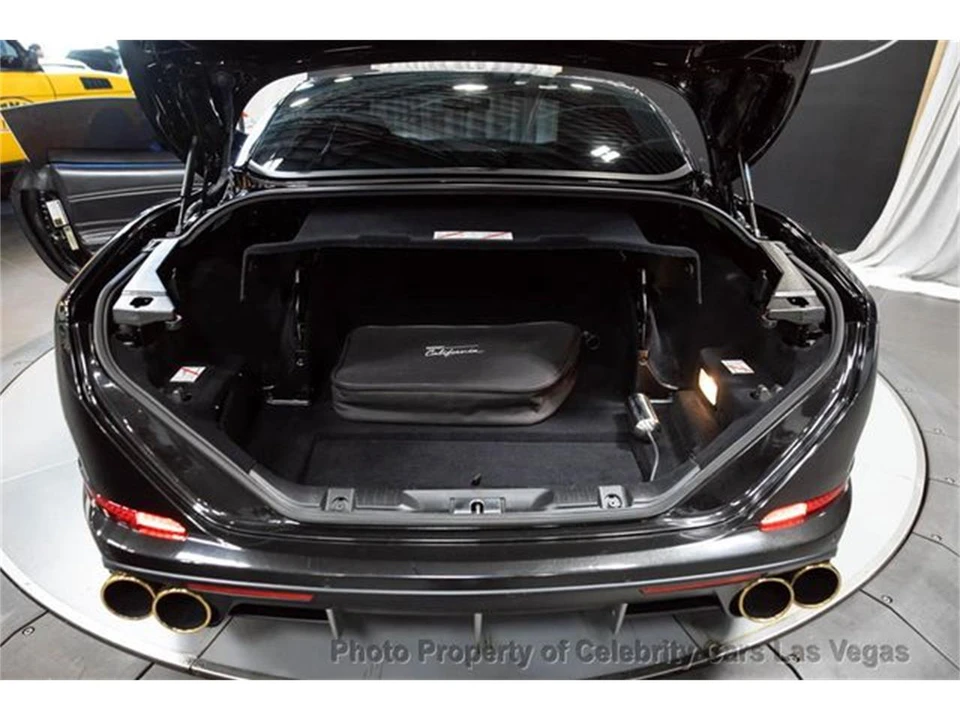2017 Ferrari California T - Image 21 of 31