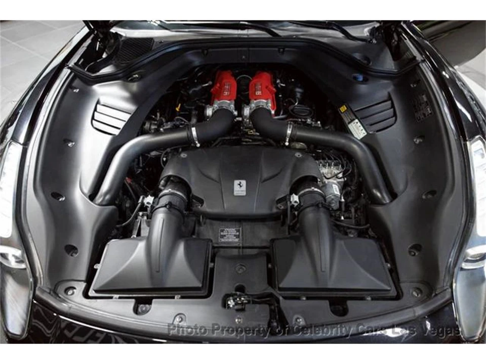 2017 Ferrari California T - Image 23 of 31
