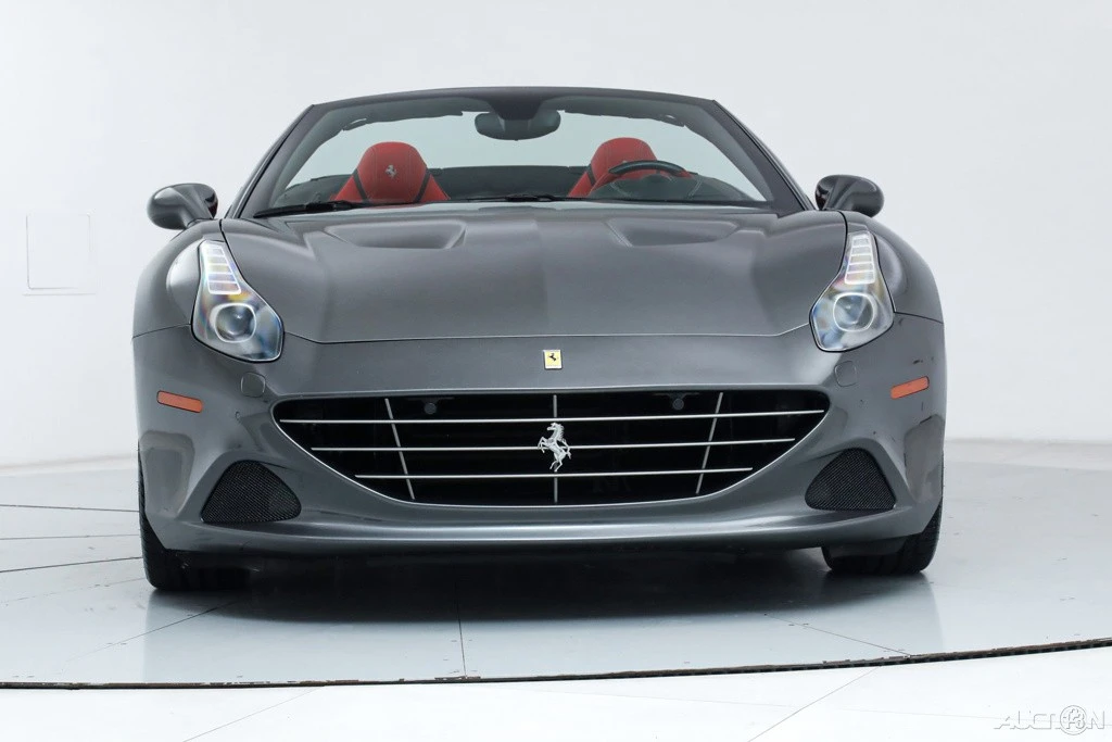 2017 Ferrari California T - Image 13 of 21