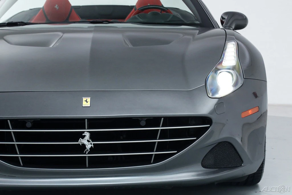 2017 Ferrari California T - Image 15 of 21