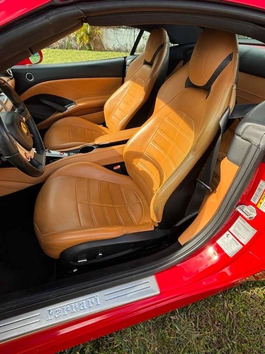 2017 Ferrari California T - Image 16 of 21