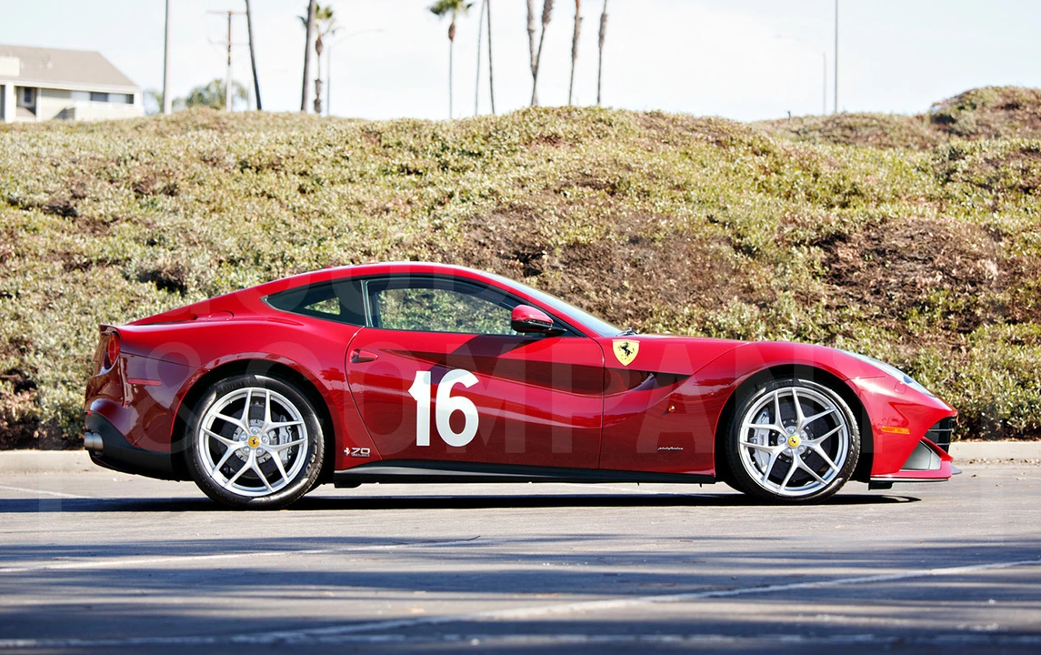 2017 Ferrari F12berlinetta - Image 5 of 22
