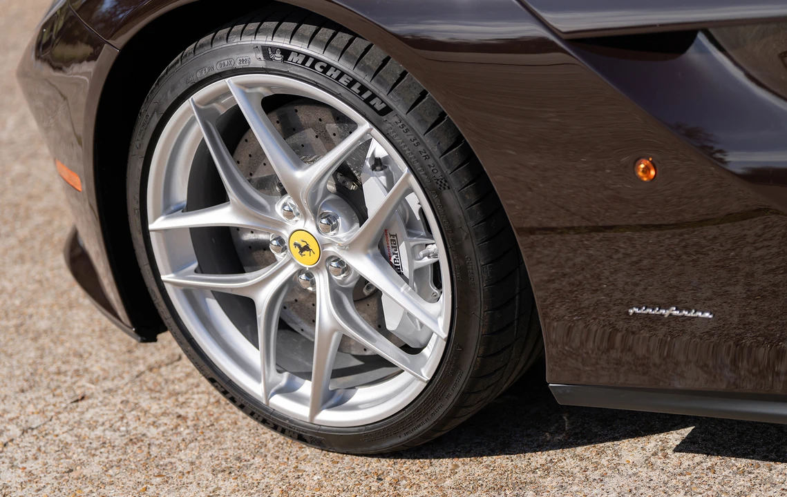 2017 Ferrari F12berlinetta - Image 12 of 21