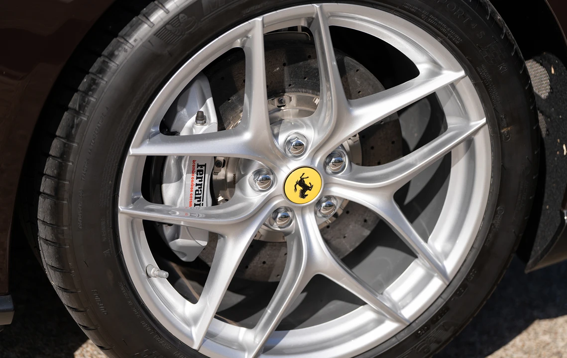 2017 Ferrari F12berlinetta - Image 11 of 21