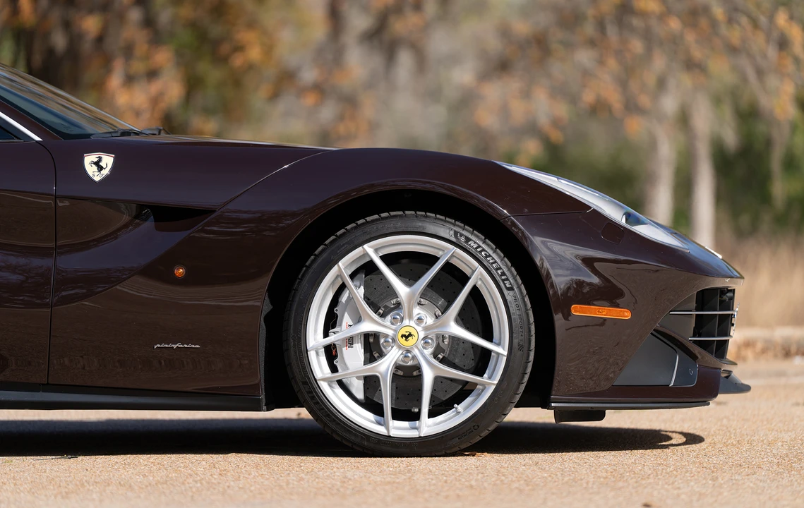 2017 Ferrari F12berlinetta - Image 21 of 21
