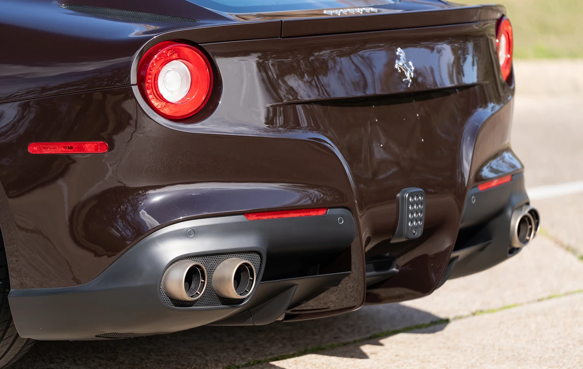 2017 Ferrari F12berlinetta - Image 16 of 21