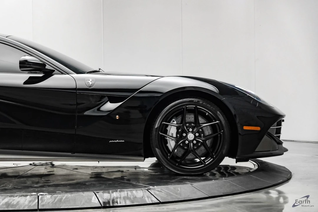 2017 Ferrari F12berlinetta - Image 27 of 31