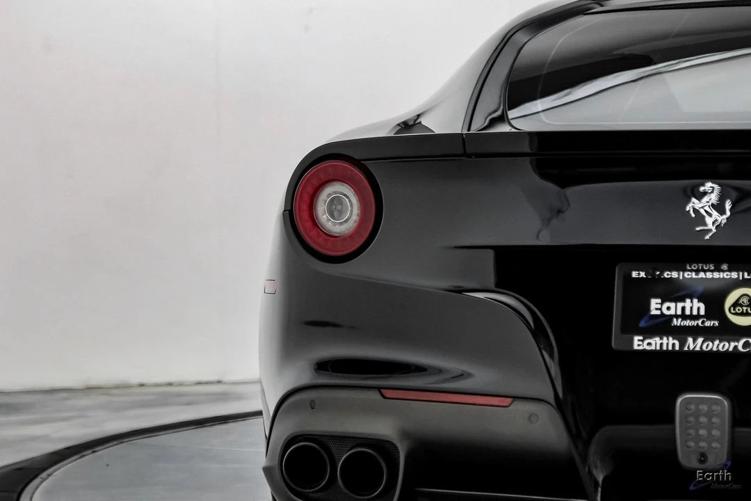 2017 Ferrari F12berlinetta - Image 17 of 31