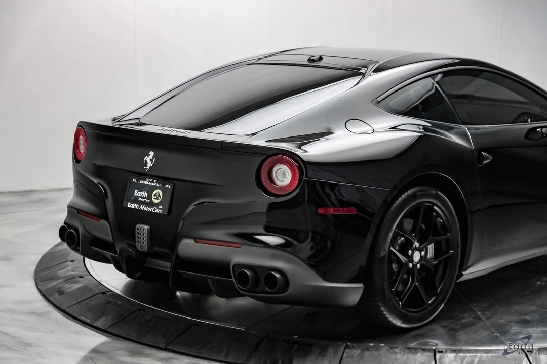 2017 Ferrari F12berlinetta - Image 22 of 31