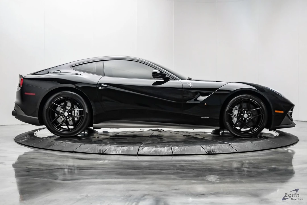 2017 Ferrari F12berlinetta - Image 24 of 31