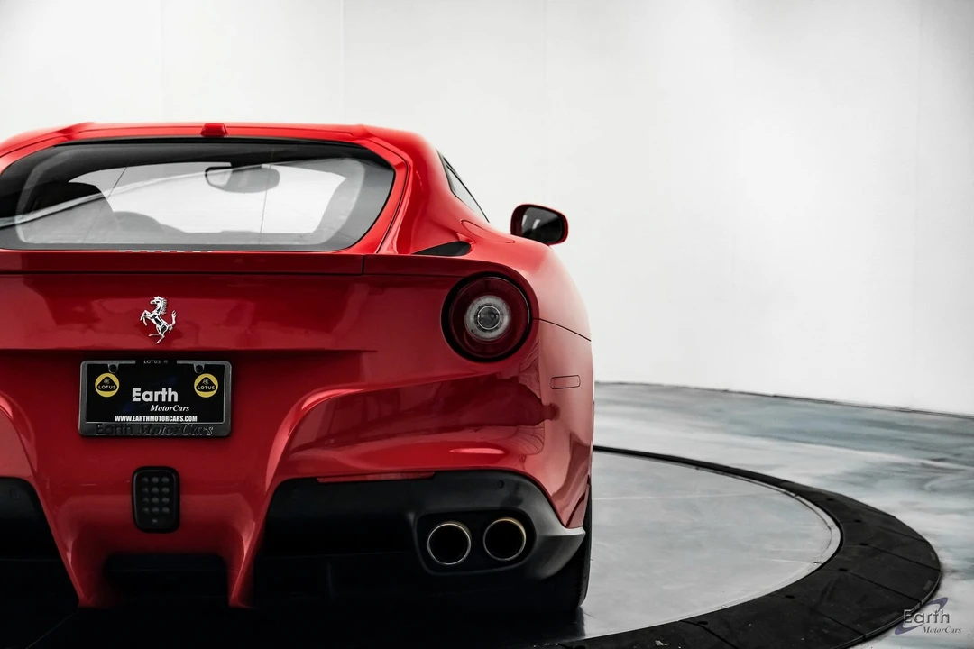 2017 Ferrari F12berlinetta - Image 13 of 31