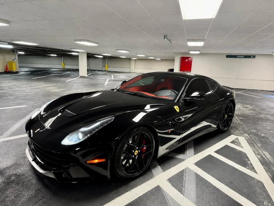 2017 Ferrari F12berlinetta - Image 3 of 31
