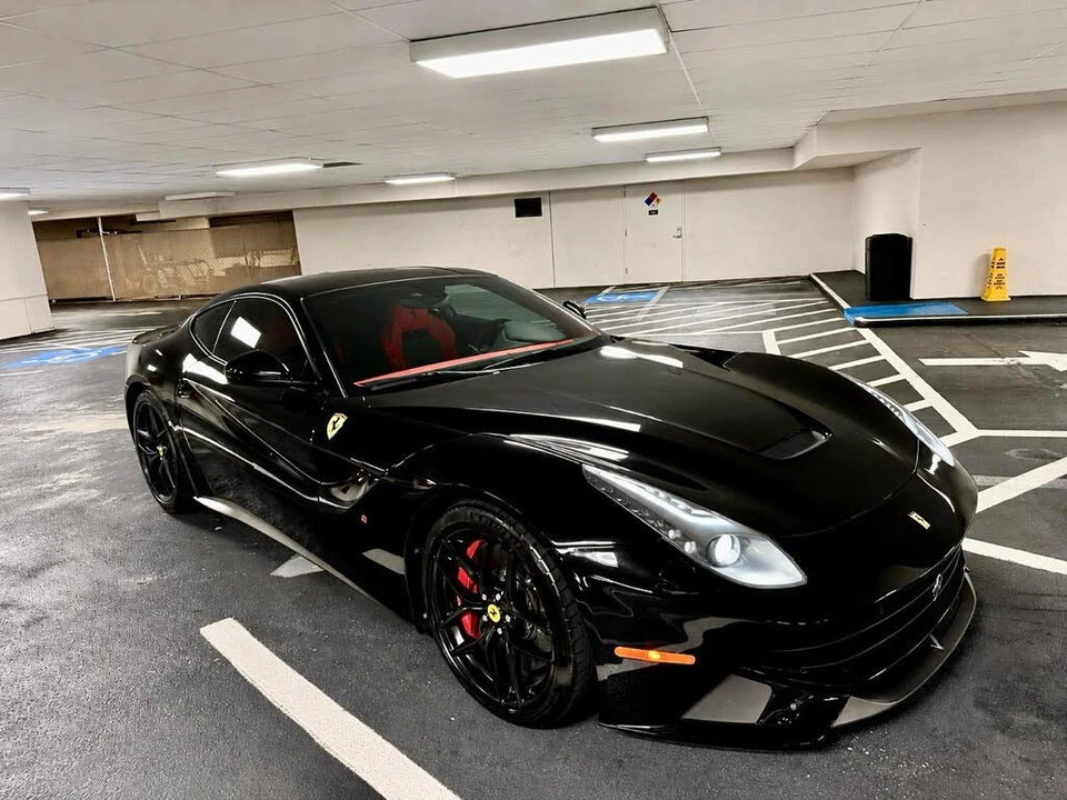 2017 Ferrari F12berlinetta - Image 6 of 31