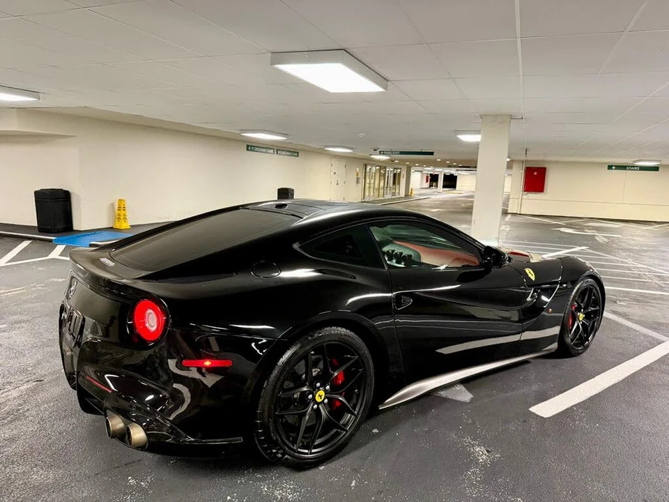 2017 Ferrari F12berlinetta - Image 8 of 31