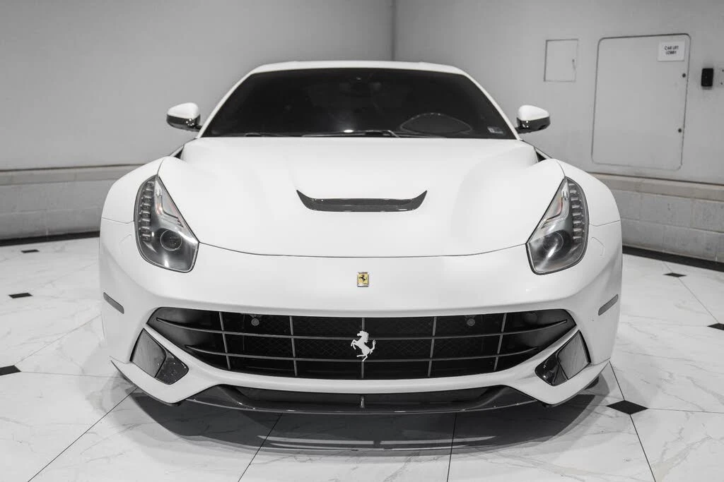 2017 Ferrari F12berlinetta - Image 4 of 31