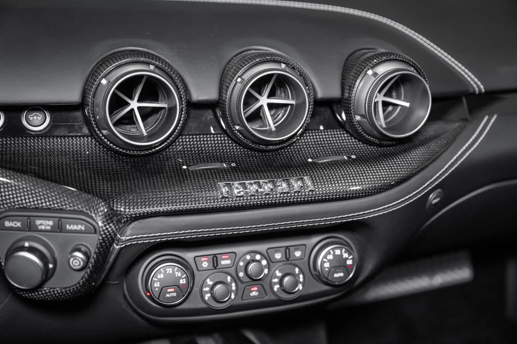 2017 Ferrari F12berlinetta - Image 30 of 31