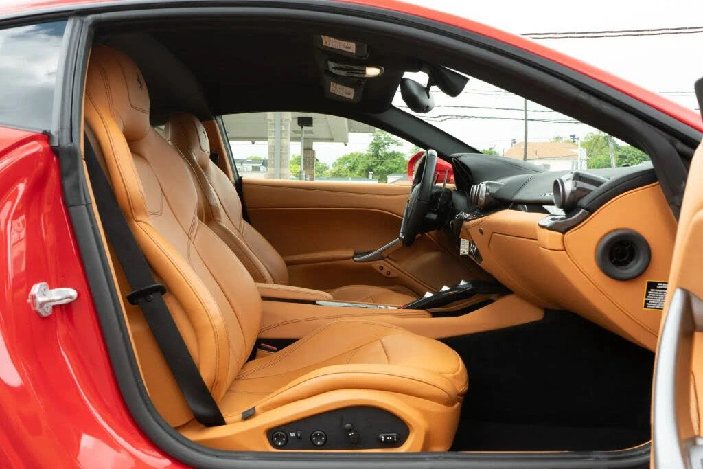 2017 Ferrari F12berlinetta - Image 26 of 31