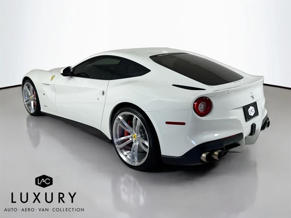2017 Ferrari F12berlinetta - Image 6 of 12