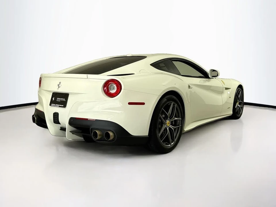 2017 Ferrari F12berlinetta - Image 7 of 7