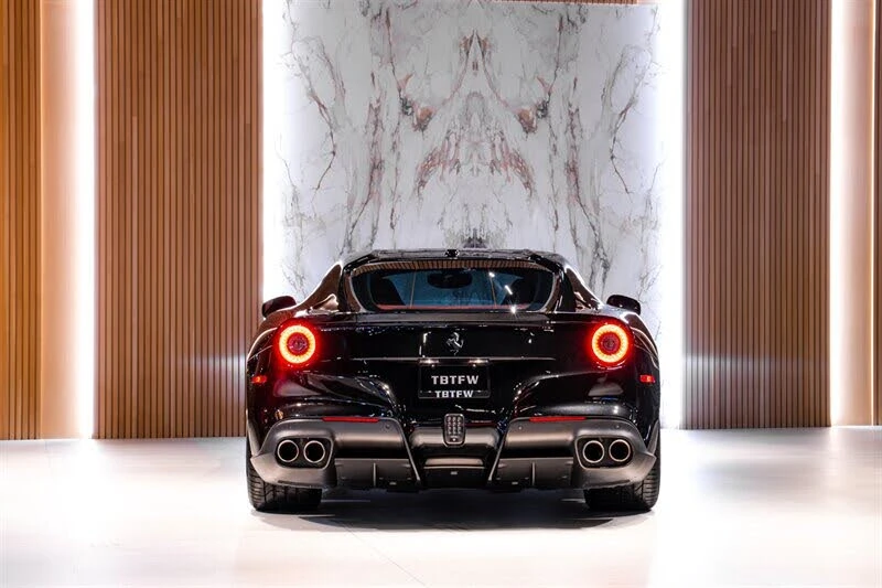 2017 Ferrari F12berlinetta - Image 4 of 31