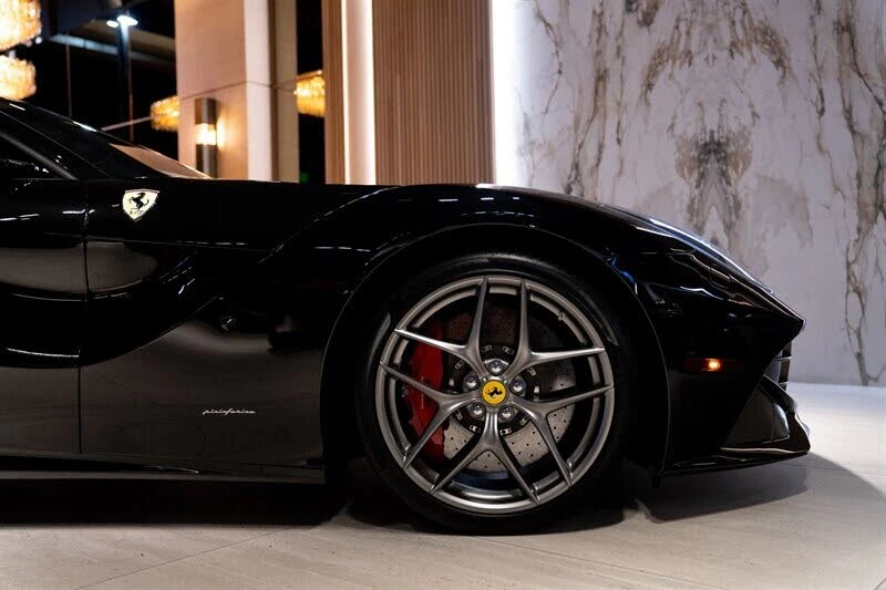 2017 Ferrari F12berlinetta - Image 28 of 31