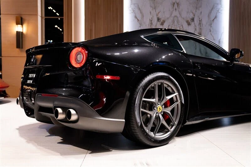 2017 Ferrari F12berlinetta - Image 25 of 31
