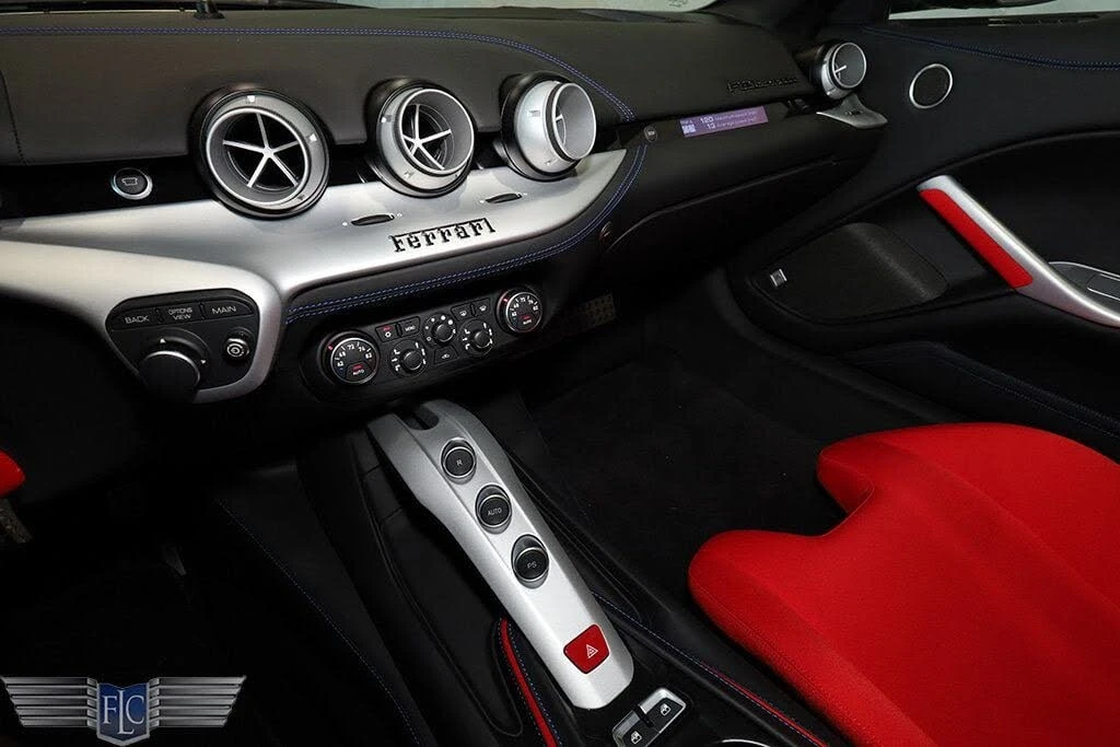2017 Ferrari F12berlinetta - Image 24 of 31