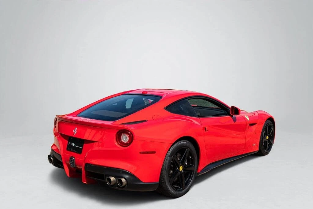 2017 Ferrari F12berlinetta - Image 2 of 31