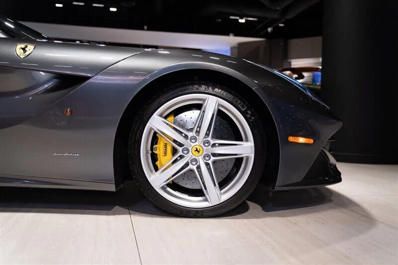 2017 Ferrari F12berlinetta - Image 15 of 31