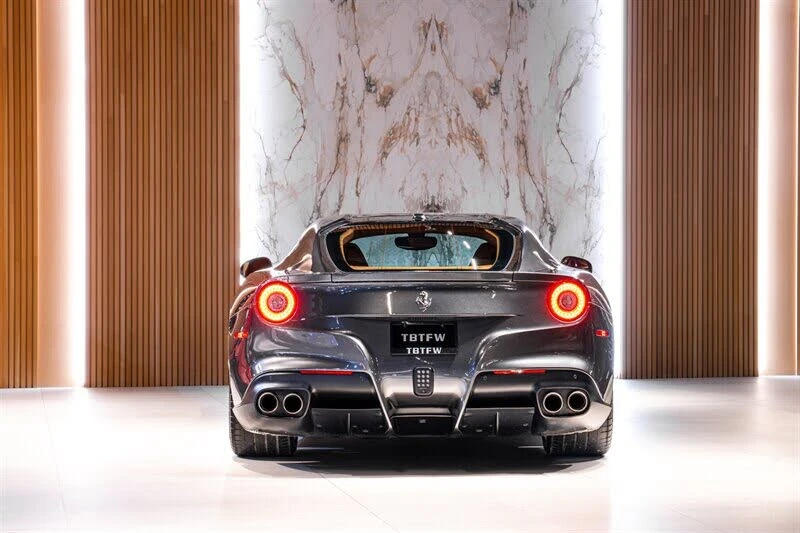 2017 Ferrari F12berlinetta - Image 3 of 31
