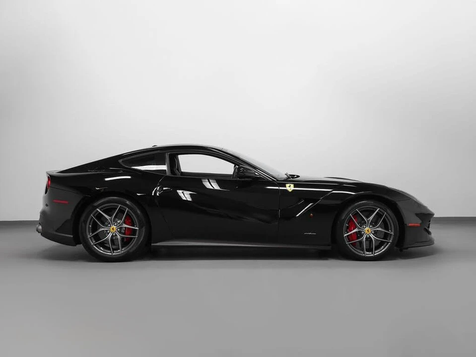 2017 Ferrari F12berlinetta - Image 4 of 31