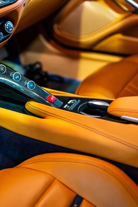 2017 Ferrari F12berlinetta - Image 23 of 31