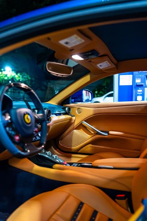 2017 Ferrari F12berlinetta - Image 21 of 31