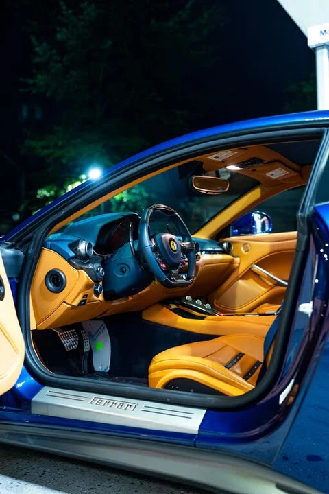 2017 Ferrari F12berlinetta - Image 5 of 31