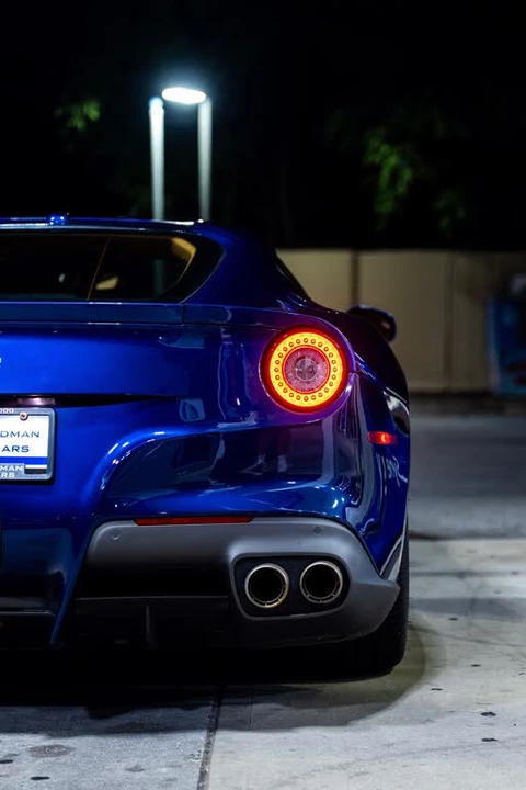 2017 Ferrari F12berlinetta - Image 18 of 31