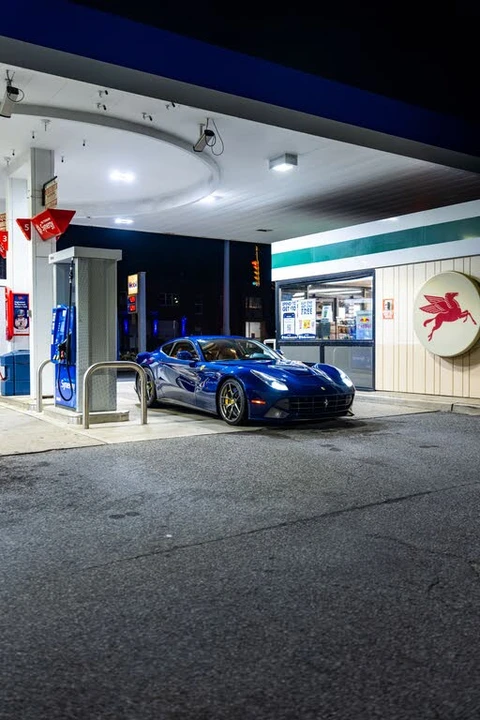 2017 Ferrari F12berlinetta - Image 10 of 31