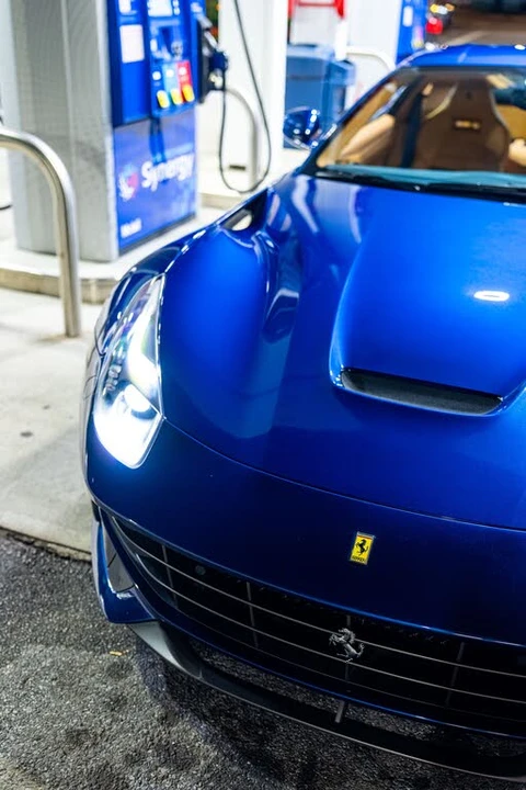2017 Ferrari F12berlinetta - Image 16 of 31