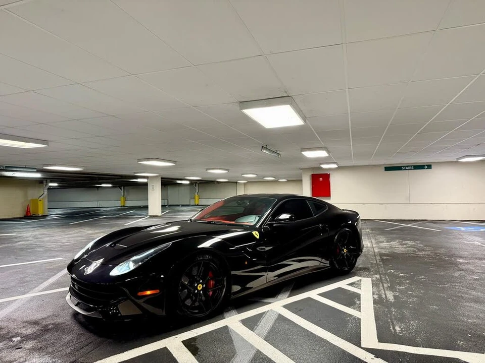 2017 Ferrari F12berlinetta - Image 14 of 31