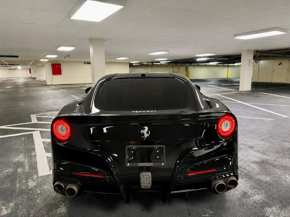 2017 Ferrari F12berlinetta - Image 9 of 31