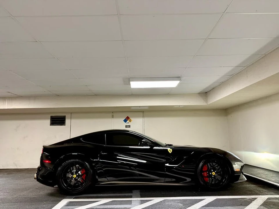 2017 Ferrari F12berlinetta - Image 7 of 31