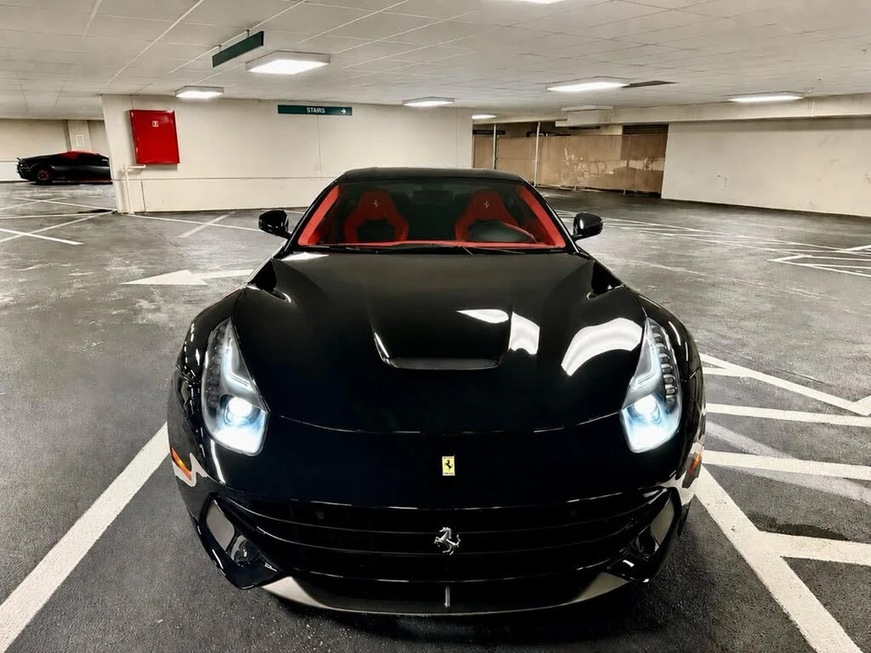 2017 Ferrari F12berlinetta - Image 4 of 31