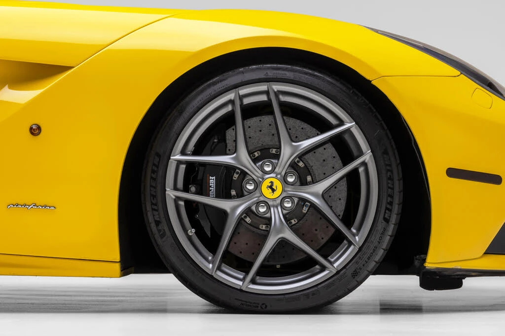 2017 Ferrari F12berlinetta - Image 19 of 31