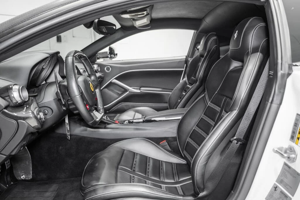 2017 Ferrari F12berlinetta - Image 2 of 31