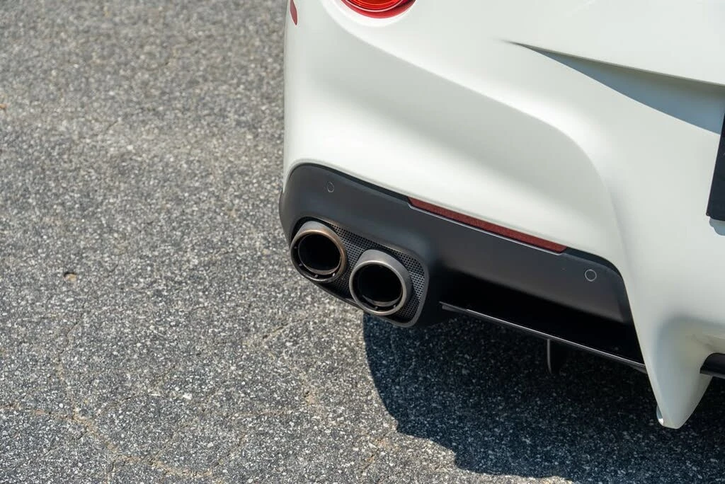 2017 Ferrari F12berlinetta - Image 15 of 31