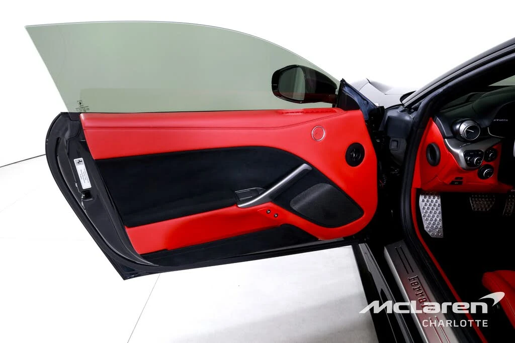 2017 Ferrari F12berlinetta - Image 10 of 31